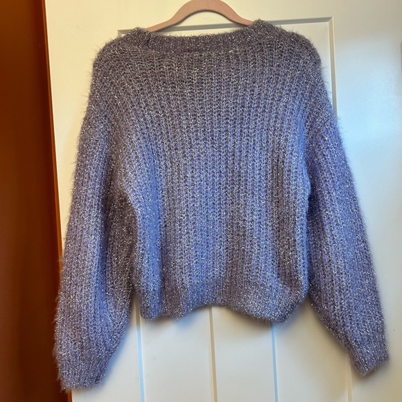 Divided by H&M Women’s Pullover Sweater - Picture 2 of 4